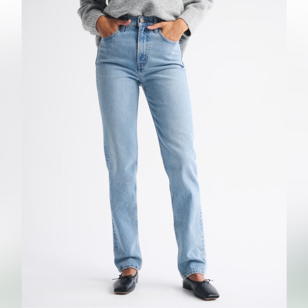 Abercrombie & Fitch High Rise 90s Straight Jean